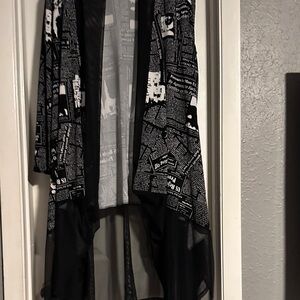 IC COLLECTION Black and White Newspaper Print Duster Jacket